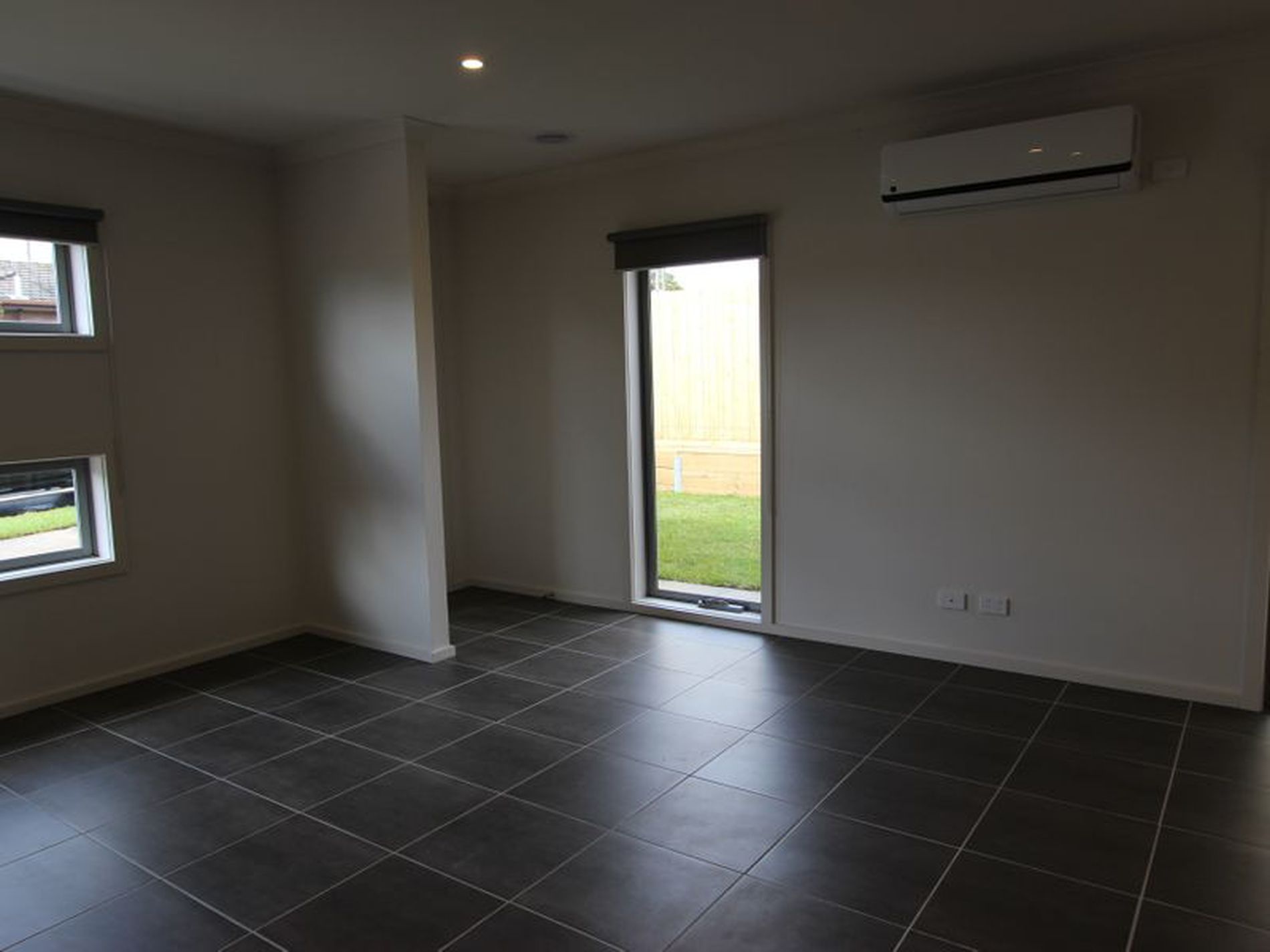 1A Mack Court, Belmont