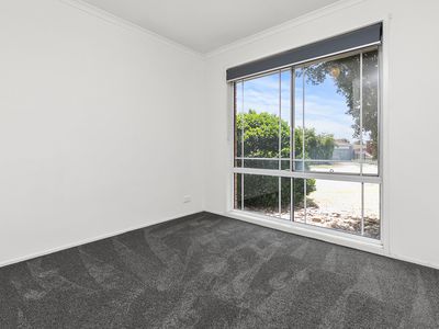 4 Shadi Court, Cranbourne West