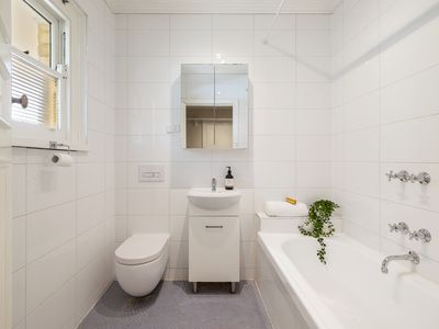 20 / 75 Queens Road, Melbourne