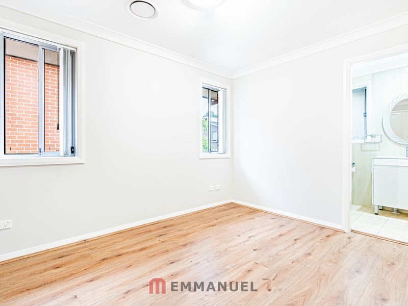 7 Grishma Glade, Woodcroft