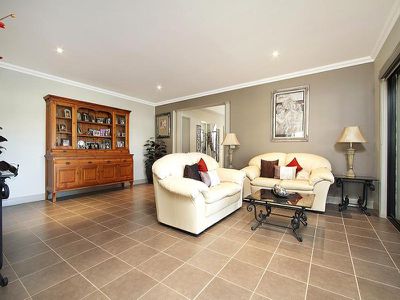 6 Villa Terrace, Junortoun