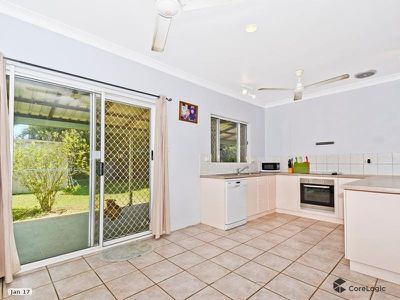 8 Izod Court, Bakewell