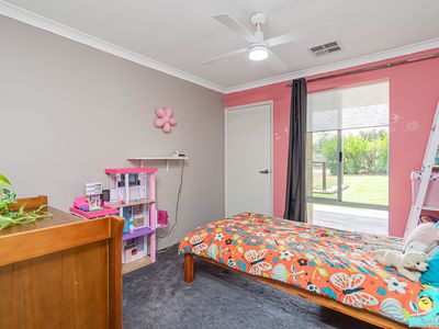 18 Seagrass Street, Yanchep