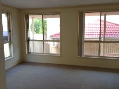 2 / 49 College Avenue, Blackbutt