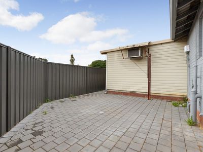 17 Devereux Street, Armadale