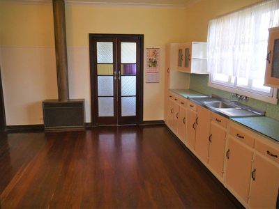 18 Edward Street, Kingaroy