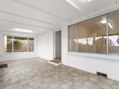 11 McGhee Street, Sale