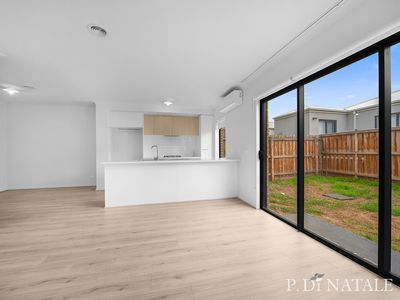 5 Grangehill Mews, Wyndham Vale