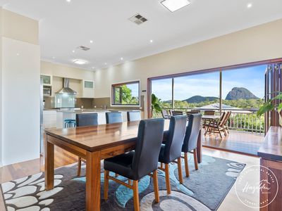 27 Jordana Place, Glass House Mountains