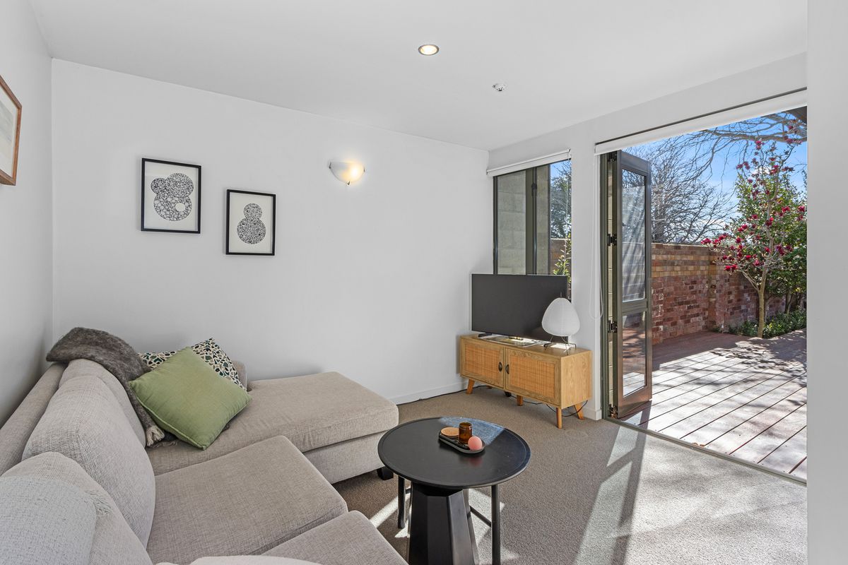 1 / 868 Colombo Street, City Centre