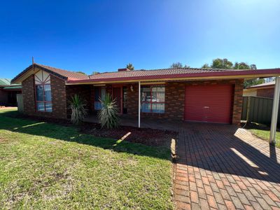 38 Cardiff Arms Avenue, Dubbo