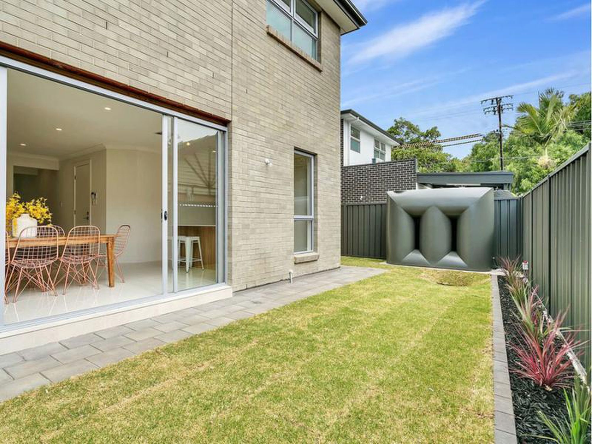2B Gregory Avenue, Campbelltown