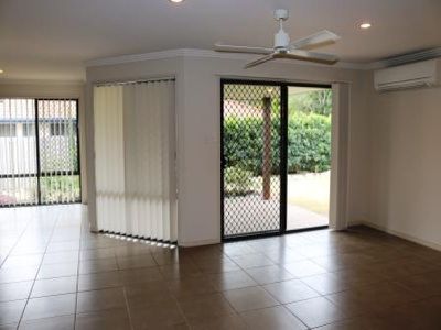 17 Rochester Court, Urraween