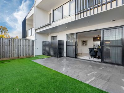 11 / 10 Zircon Close, Rochedale