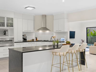 88 Rowland Avenue, Wakerley