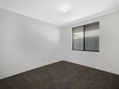7 Persian Street, Eglinton