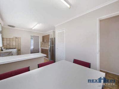 6 Anderson Close, Hampton Park
