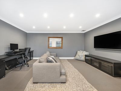5 Arlington Avenue, Castle Hill