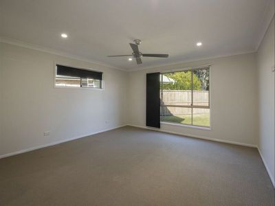 9 Elmstree Court, Caboolture