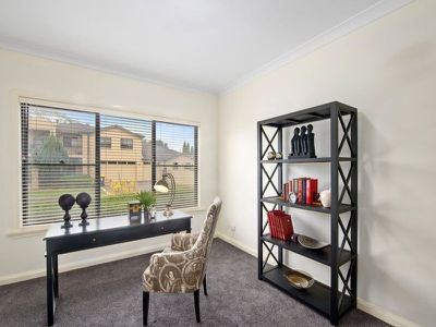 1 McGee Place, Baulkham Hills