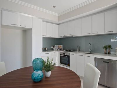 *4/10 Swanston Street, Yokine