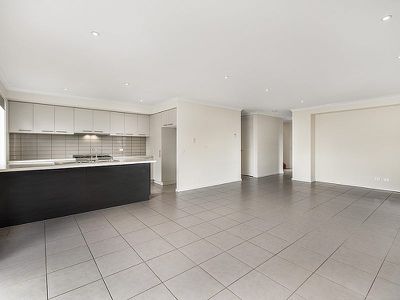 26 Murgese Circuit, Clyde North