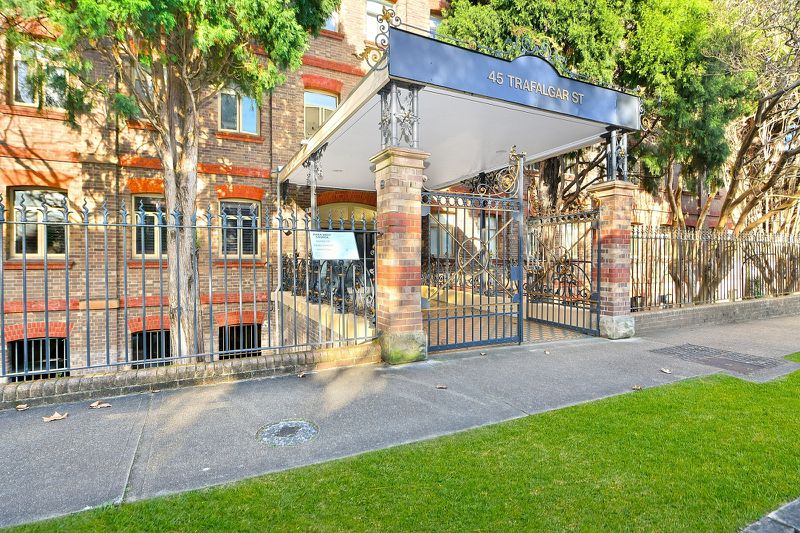 10 / 45 Trafalgar Street, Annandale