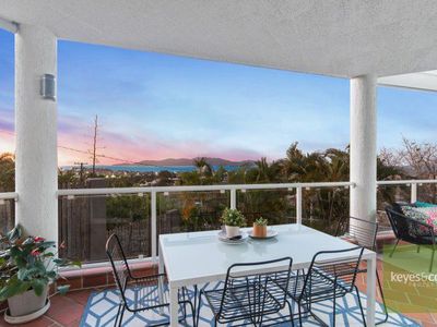 2 / 4 Stanton Terrace, Townsville City