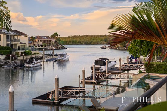 8061 Riverside Drive, Sanctuary Cove