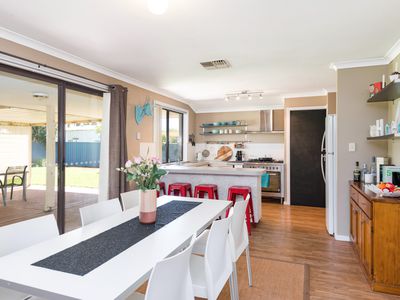 24 Holroyd Way, Boulder