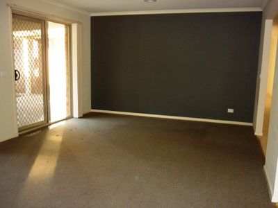 12 Skipper Road, Tarneit