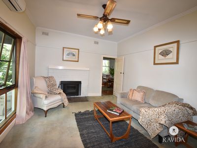 11 Victoria Road, Beechworth