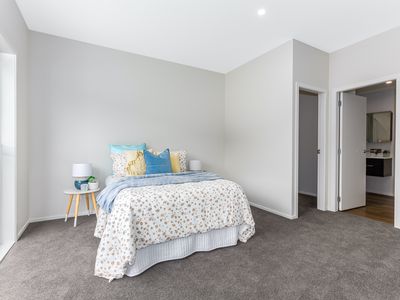 8 Tradewinds Drive, Whitby