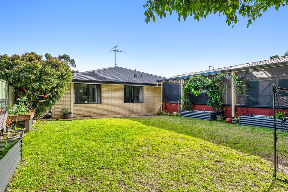 6 Borden Court, Dudley Park