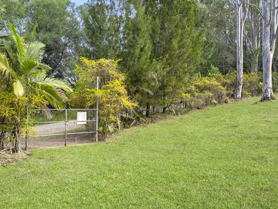 319 Mount Beerwah Road, Glass House Mountains