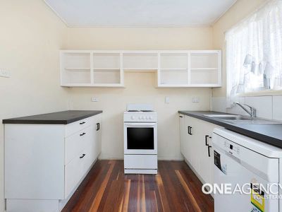 18 ALAWOONA ST, Redbank Plains
