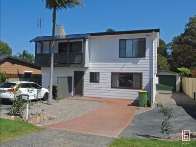 210 Scenic Drive, Budgewoi