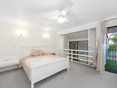 13 / 33-39 Hooker Boulevard, Broadbeach Waters