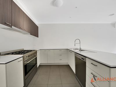 62 Loudon Circuit, Craigieburn