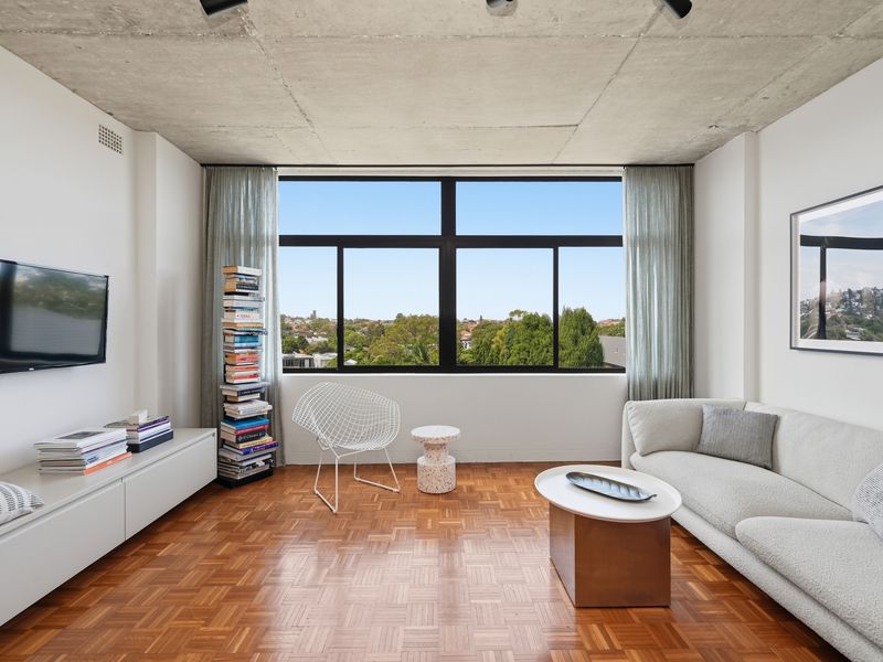 44 / 355-357 Old South Head Road, North Bondi