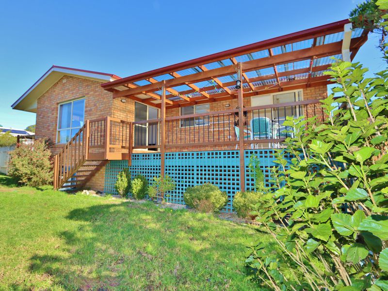 12 Blue Marlin Court, Eden