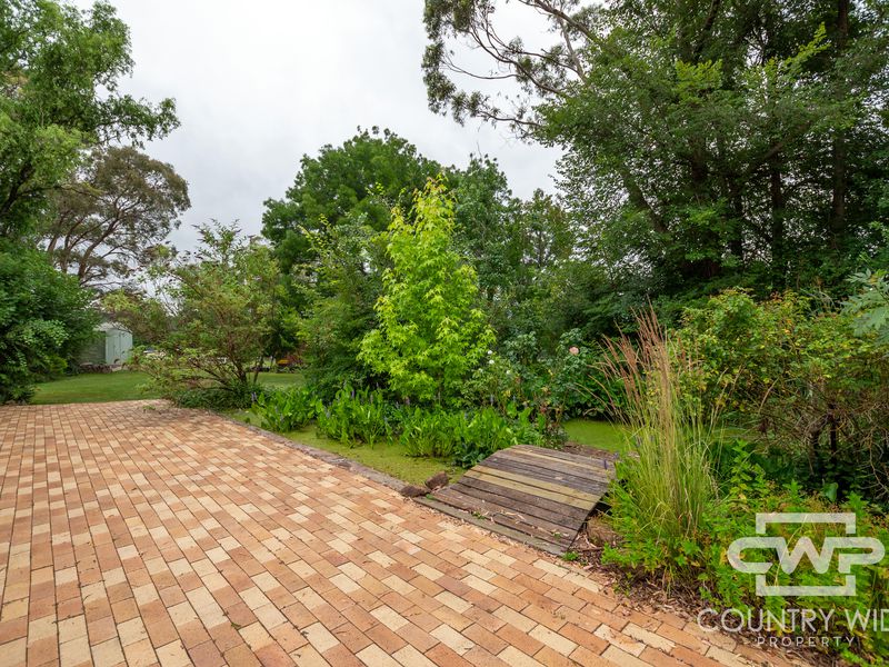 48 Cramsie Crescent, Glen Innes