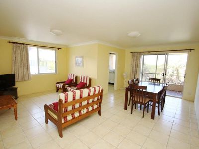 15 / 21 Beach Road, Hawks Nest