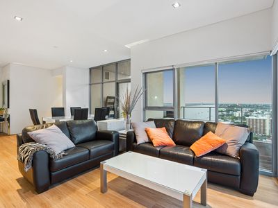 2201 / 237 Adelaide Terrace, Perth