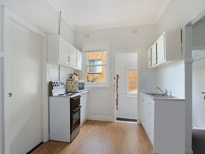 3 / 32 Urunga Parade, Wollongong