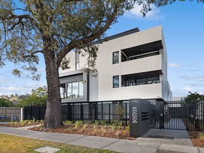 101 / 1131 Dandenong Road , Malvern East