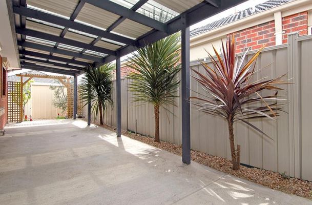 6 Sage Hills Place, Craigieburn