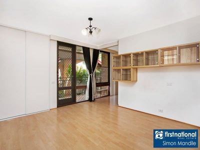 25 The Glen Road, Bardwell Valley