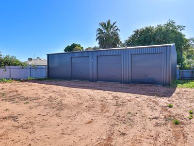 25 Walters Drive, Merbein