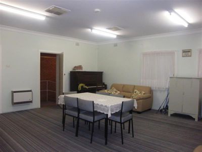 67 Ferry St, Forbes